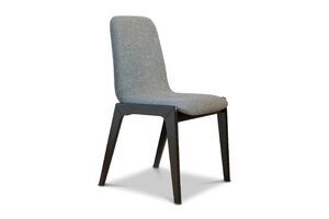 Silla de madera negra y tela de sal y pimienta Estella