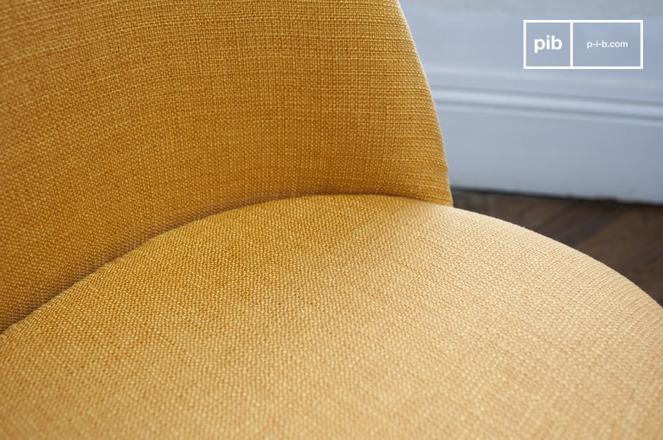 Una silla simple y elegante 