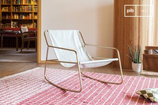 Sillón mecedora escandinavo Lund