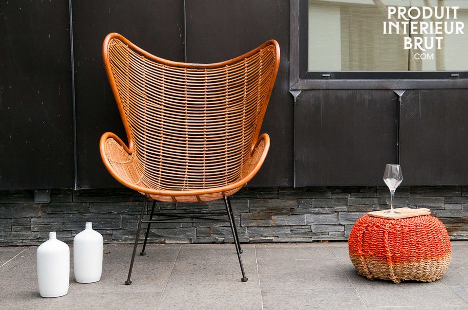 El sillón Olivia tiene la elegancia y las líneas del diseño típico escandinavo de los años 50