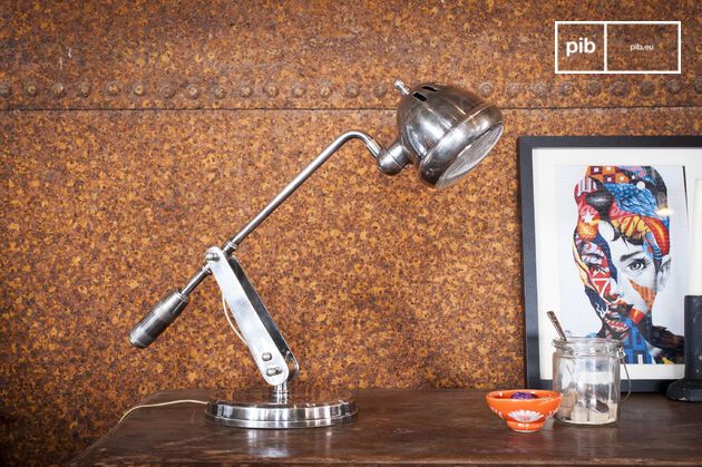 Silver metal table lamp Elsa