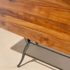 The manual handwheel allows you to precisely adjust the working height from 80 cm to 100 cm