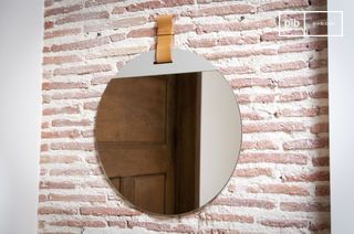 Grande specchio d'ingresso con cinturino