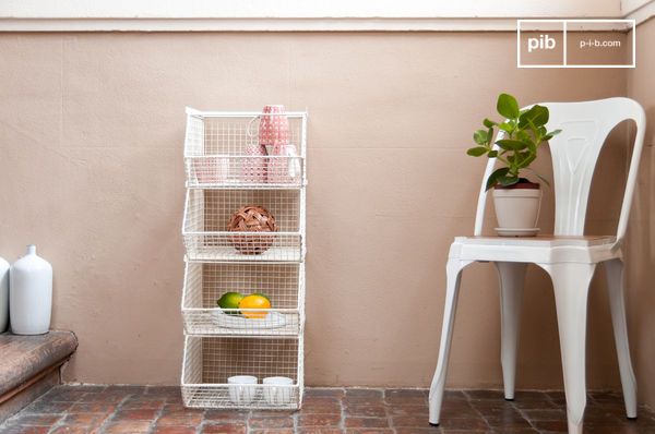 The baskets can be stacked to adapt them to your wishes and needs.