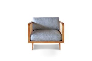 Sessel aus Holz und Rohr Starheim