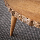 Kies voor een originele witte teak tafel!Met haar jaren 50 