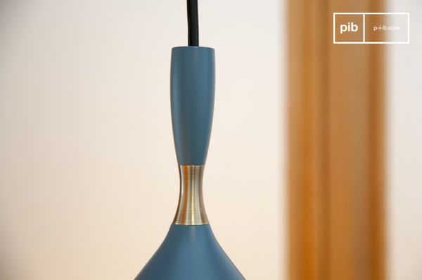 Pretty gold ring full of charm.