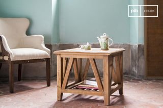 Table basse carrée en bois massif