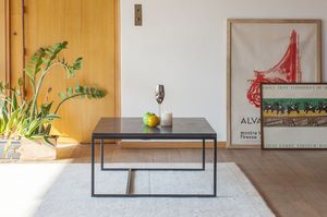 Table basse en marbre noir  Avedore