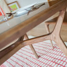 Belle géométrie de l'ensemble de la table.