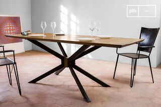 Table de repas en laiton Liverpool