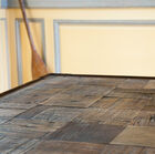 The wooden squares give a nice relief to the table.