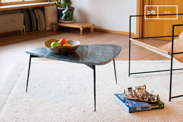 Tavolino tripode in marmo verde Maybury