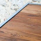 The structure of the tray is made of light grey metal.