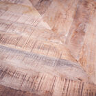 We can see the traces of wood's experience.