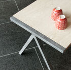 the top is made of solid white oak wood subtly varnished.