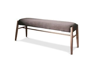 Varnished acacia bench Larssön