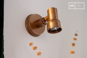 Wandlamp van koperkleurig messing Bax