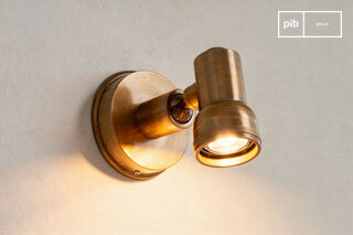 Wandlamp van koperkleurig messing Bax