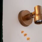 Wandleuchte aus kupferfarbenem Messing Bax