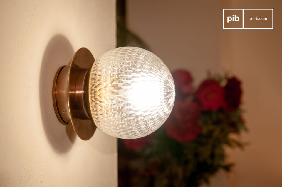 Waterdichte wandlamp van glas en goudkleurig messing Mund