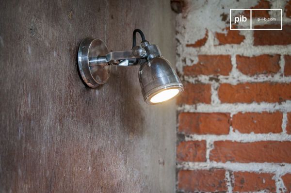 Verstelbare metalen wandlamp Winston