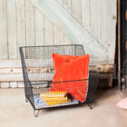 Mesh locker with original retro style.