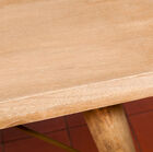 The table inspires a natural spirit conveyed by its very matt finish.