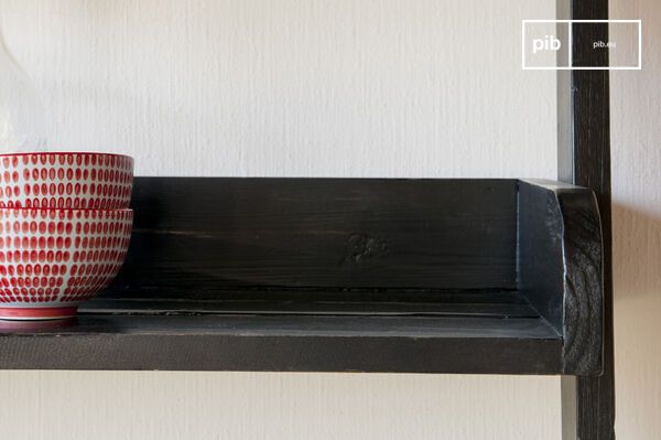 De charme van gestructureerd hout voor een groot opslagvolume